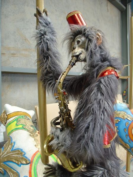 Carousel
Saxophone monkey
