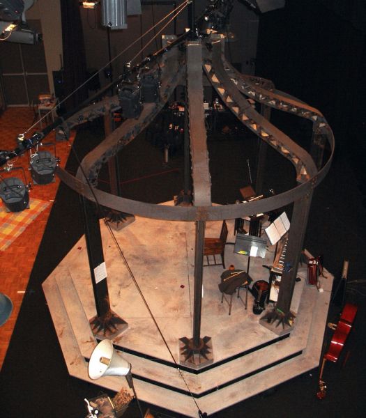 Theatre Set
Industrial looking rotunda set with trap doors and attached lighting booms.
