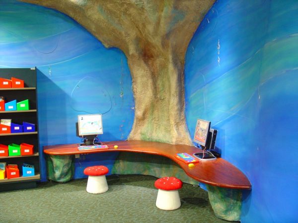 Themed Area - Mt Gambier Library
Redgum computer bench in the corner of the space
