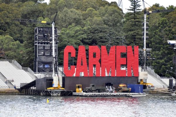 HOSH - Carmen
View of the Carmen stage from accros Sydney Harbour
Keywords: showcase_tt